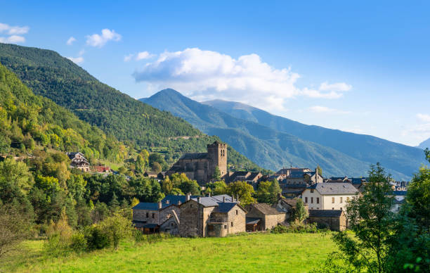 TUYẾN XANH DƯƠNG (Đi về phía Đông) – 7 ngày Tour ÁO - CH SÉC - SLOVAKIA - HUNGARY - LIECHTENSTEIN - THỤY SĨ - ĐỨC