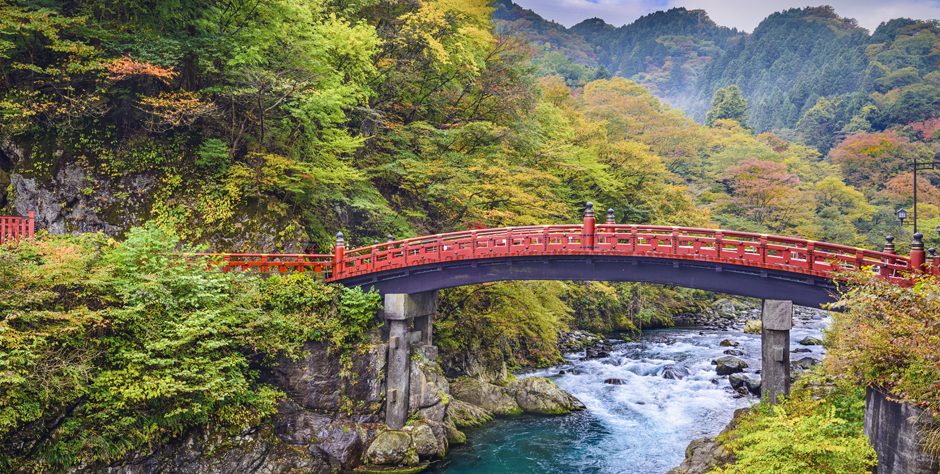 Shinkyo-Bridge-in-Nikko-Japan-worldtrip