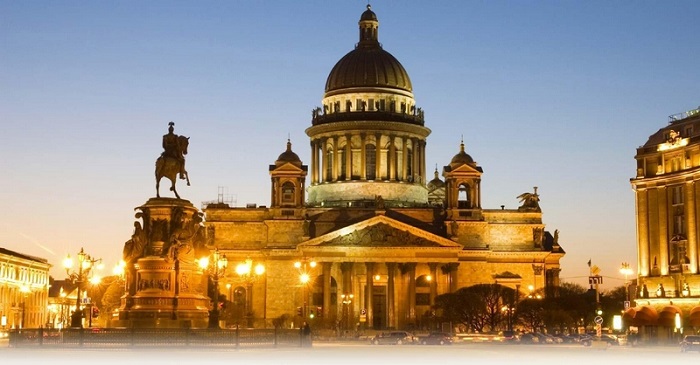 den-tham-nha-tho-issac-saint-petersburg-worldtrip