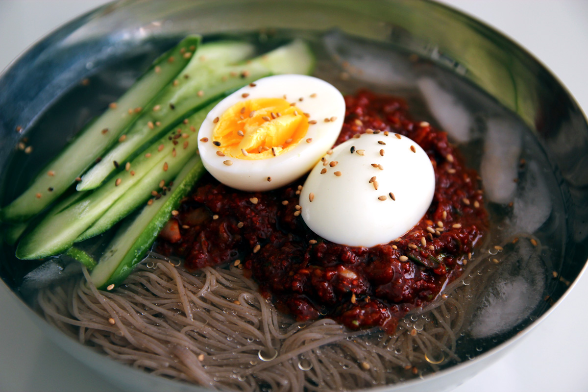 my-lanh-naengmyeon-Han%20Quoc-worldtrip