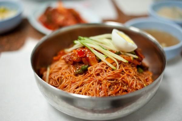 my-lanh-naengmyeon-Korean-worldtrip