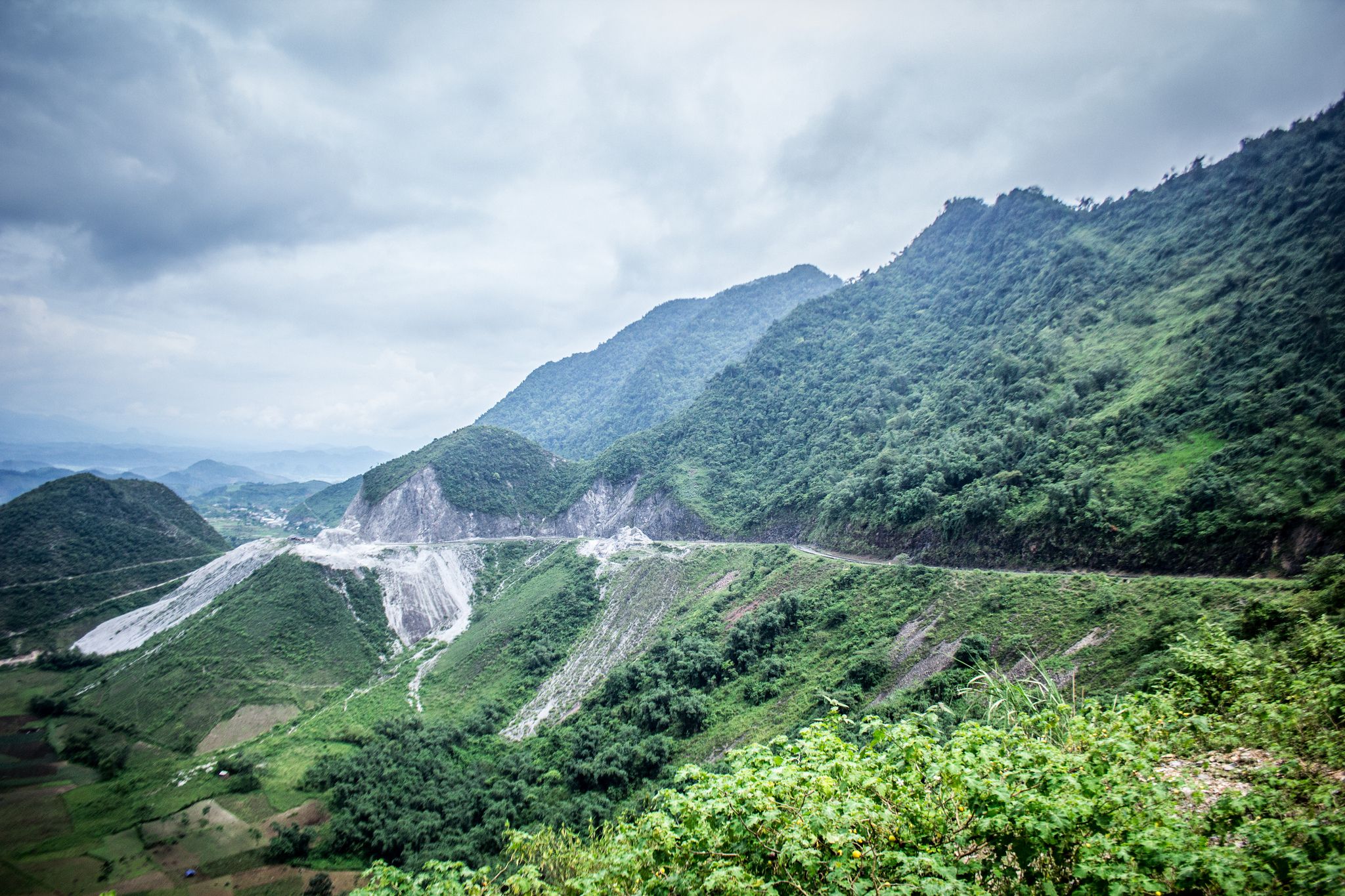 dao-thung-khe-hoa-binh-worldtrip